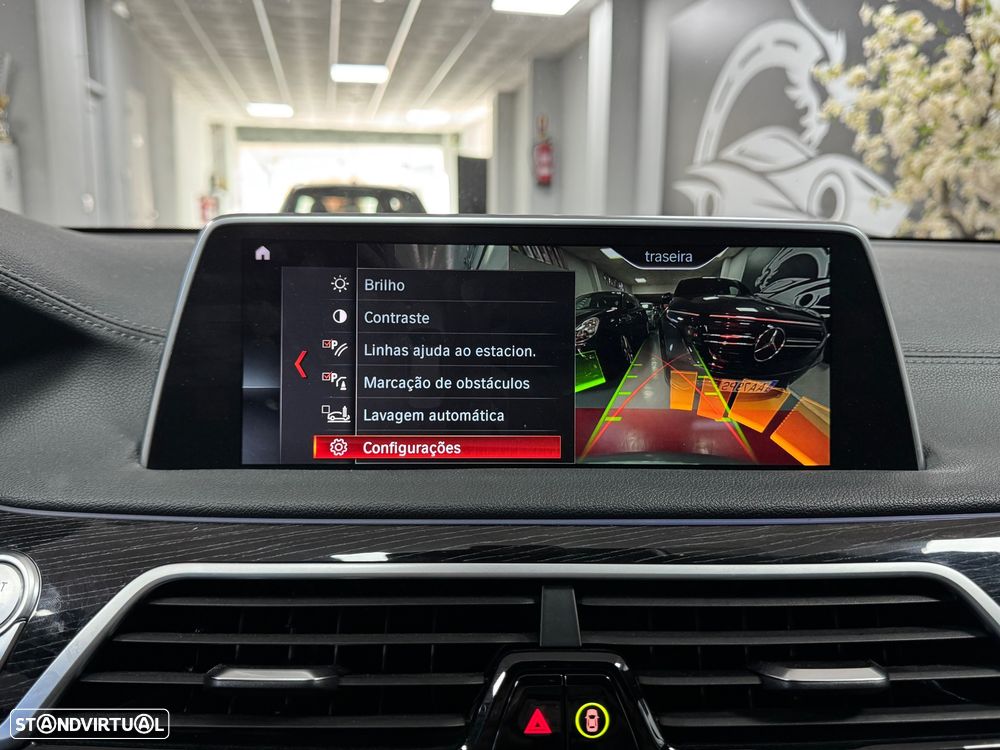 BMW 740 d xDrive Pack M Auto - 52
