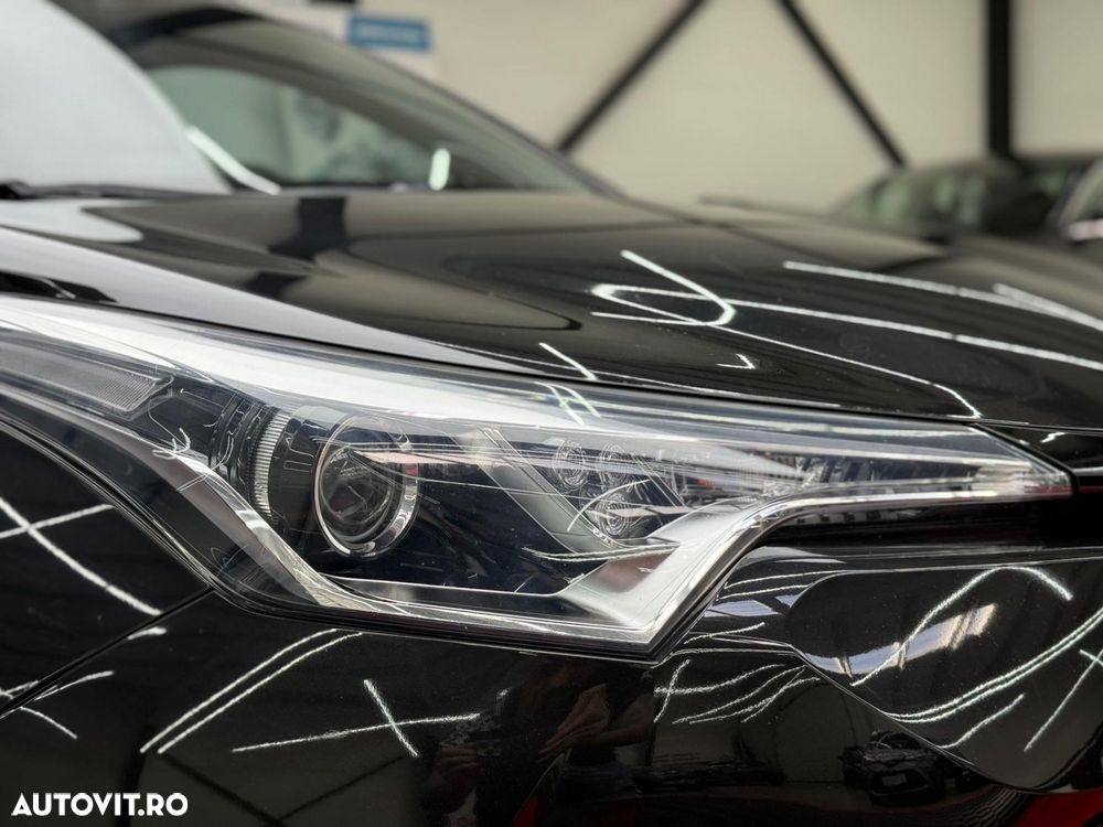 Toyota C-HR 1.8 HSD 122 CP 4x2 CVT C-ult Style bi-tone - 7
