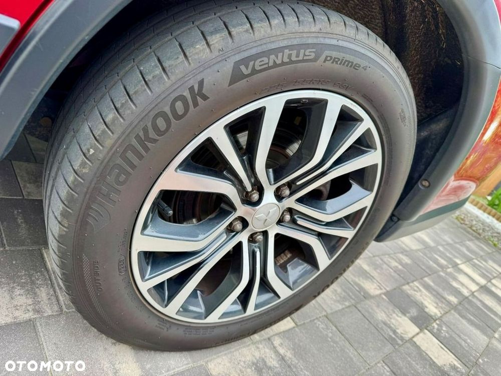 Mitsubishi Outlander - 22