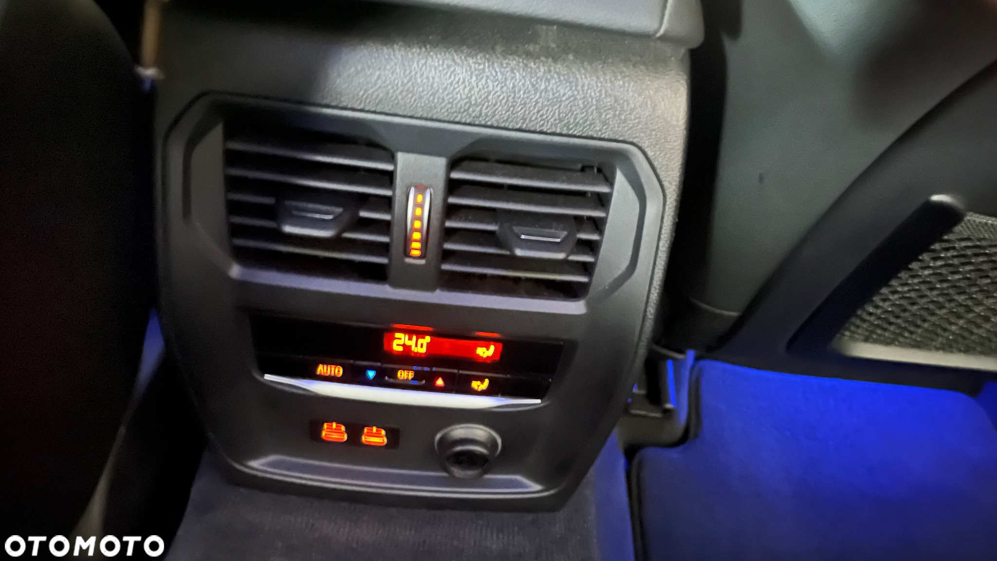 BMW Seria 3 320d Sport Line - 28