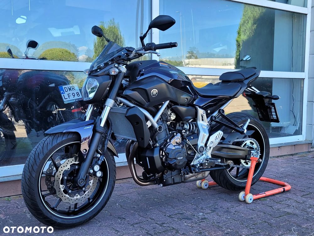 Yamaha MT - 5