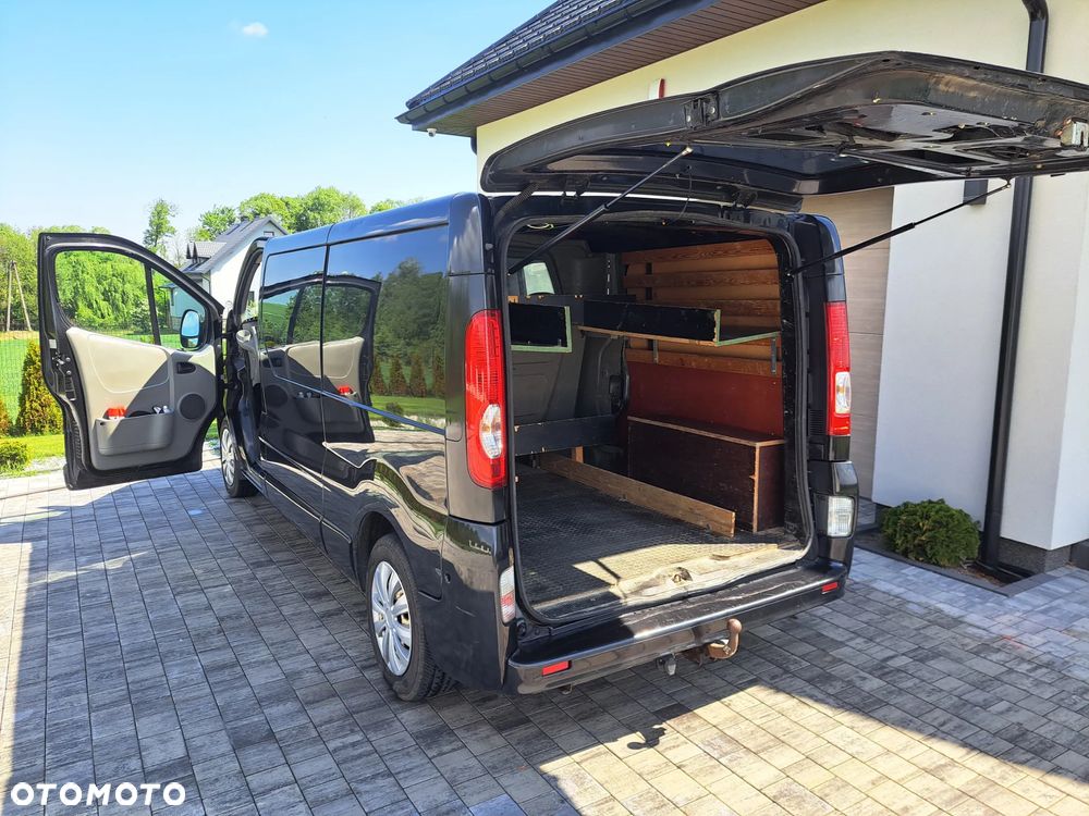 Opel Vivaro L2H1 2.9t - 8