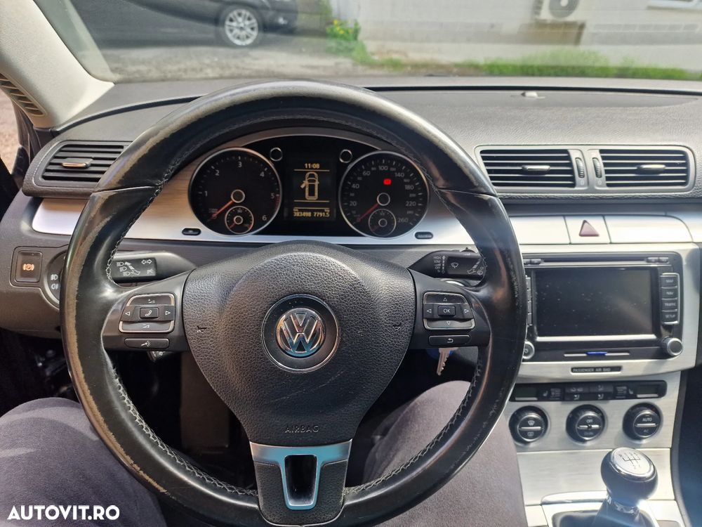 Volkswagen Passat 2.0 TDI Comfortline DPF - 2