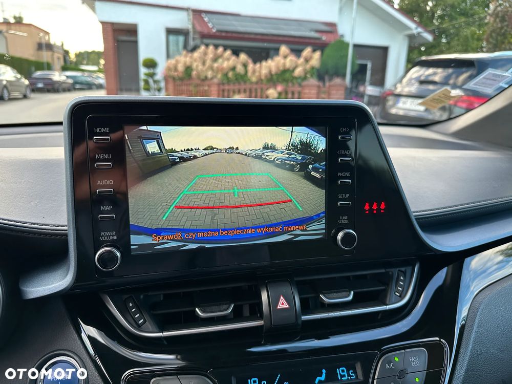 Toyota C-HR - 13