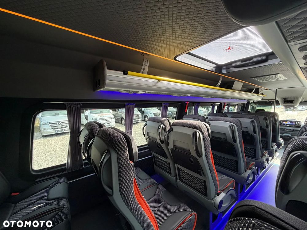 Mercedes-Benz Sprinter 519 - 27