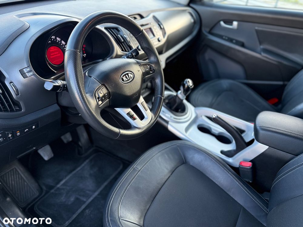 Kia Sportage 1.7 CRDI 2WD Vision - 12