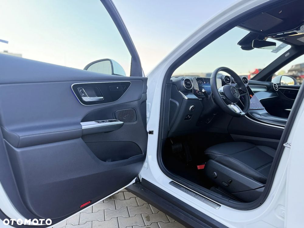Mercedes-Benz GLC - 18