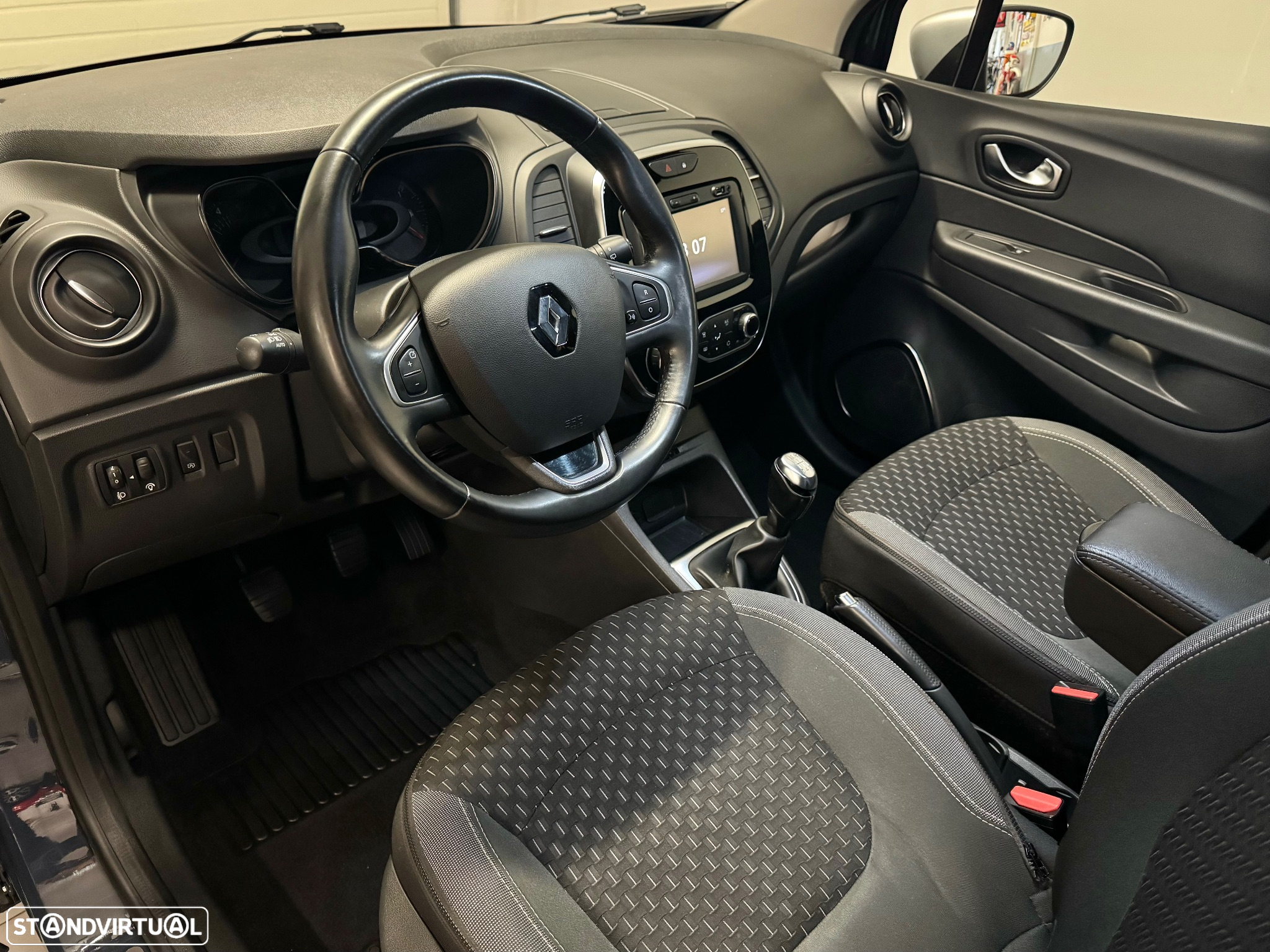 Renault Captur 1.5 dCi Exclusive - 8