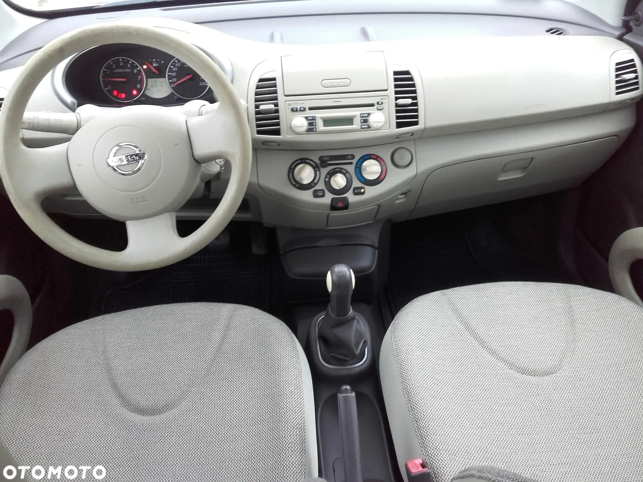Nissan Micra 1.2 Visia AC/CD - 12