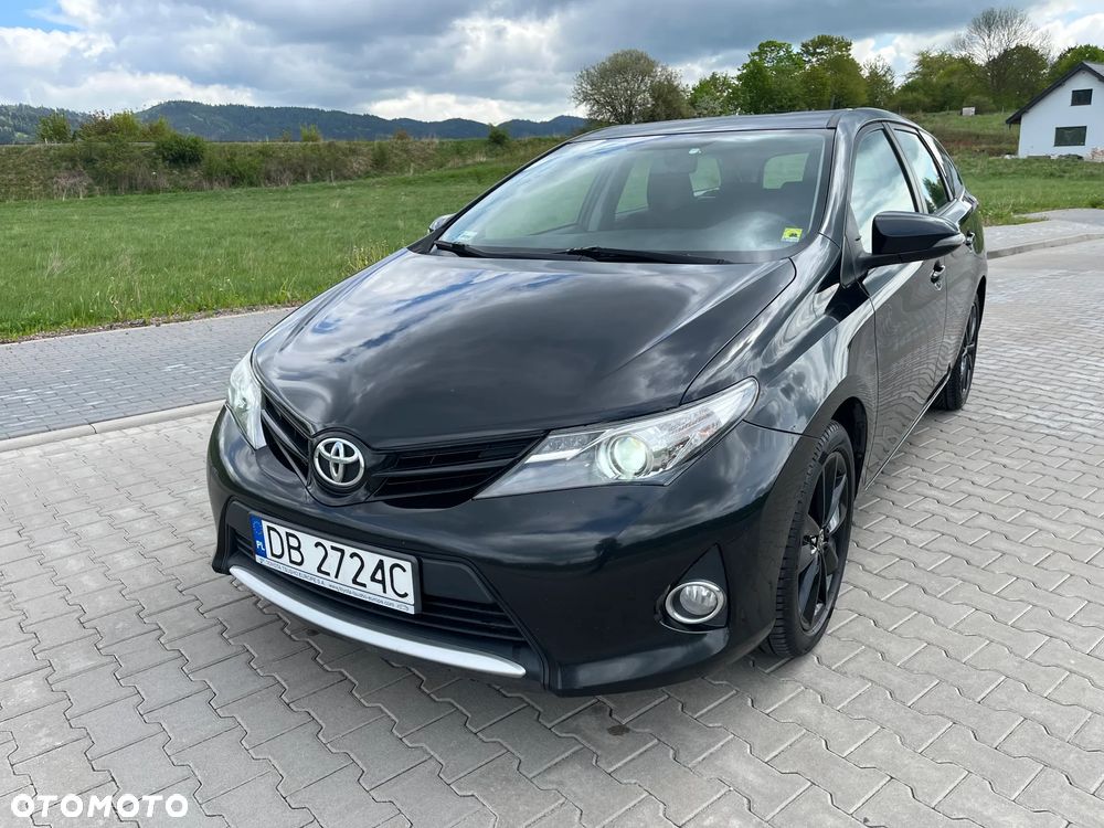 Toyota Auris 1.6 Premium Comfort - 1