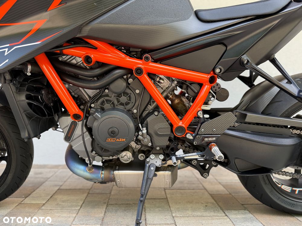 KTM Super Duke - 24