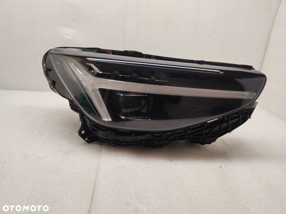 volvo xc40 lift full led lampa prawy przód 32133832 - 1