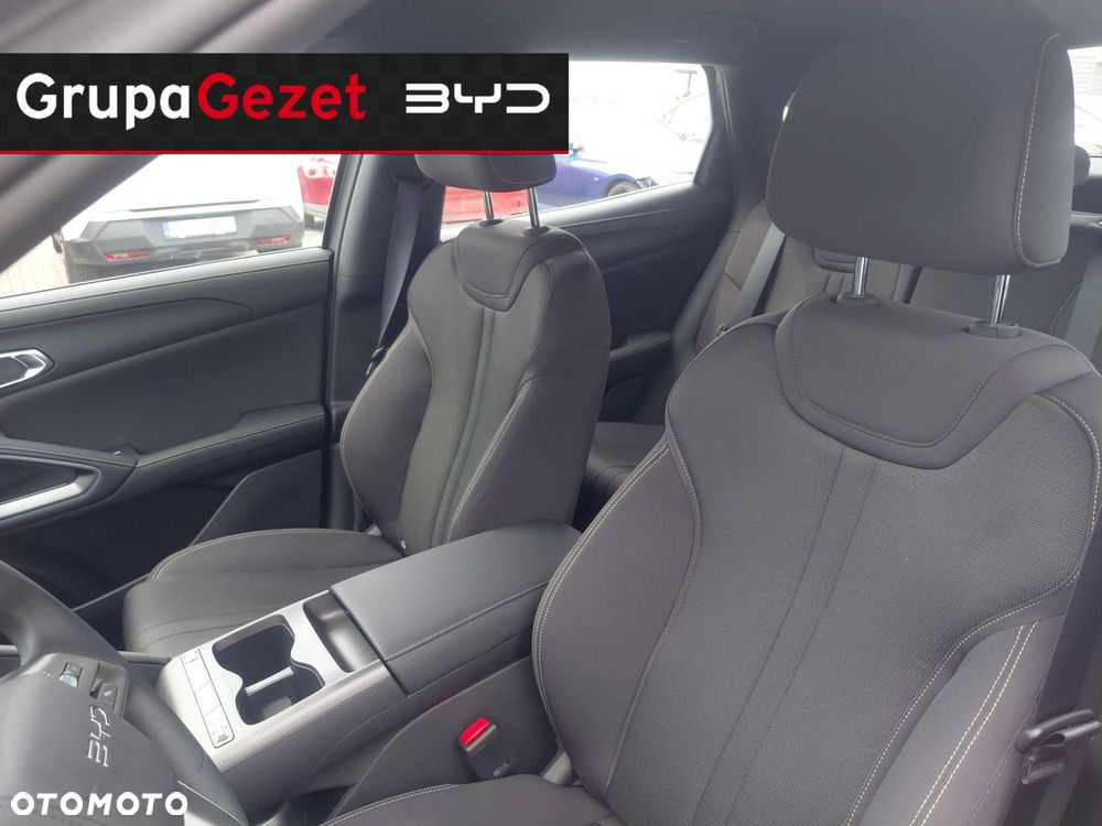 BYD Atto 2 DM-i Active - 11