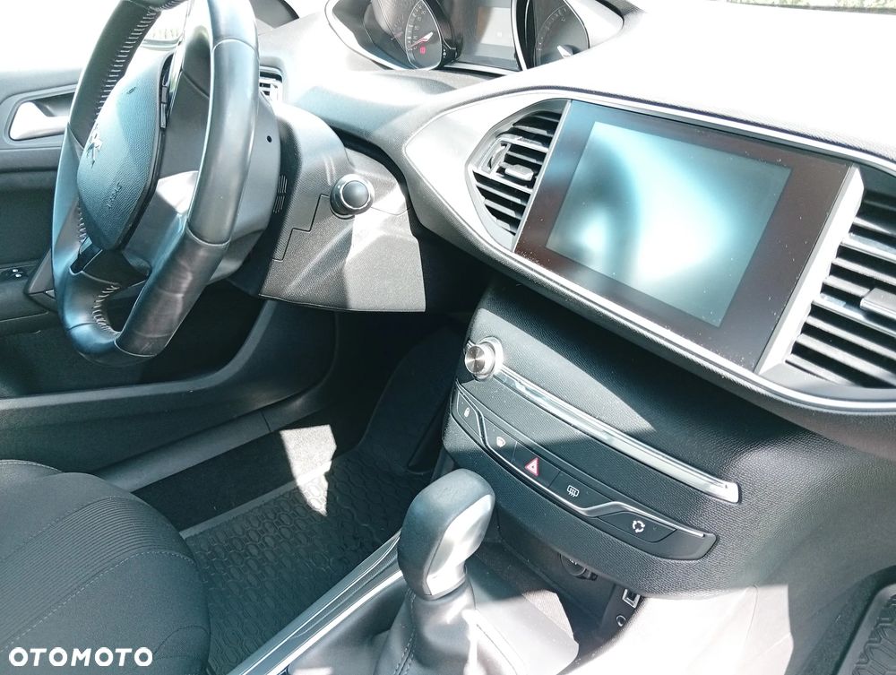 Peugeot 308 - 5
