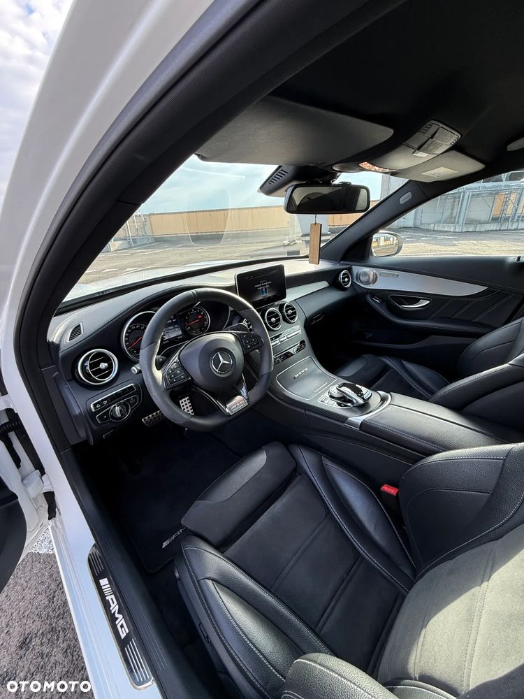 Mercedes-Benz Klasa C AMG 63 - 13