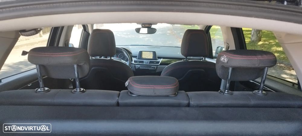 BMW 216 Active Tourer d Line Sport - 30
