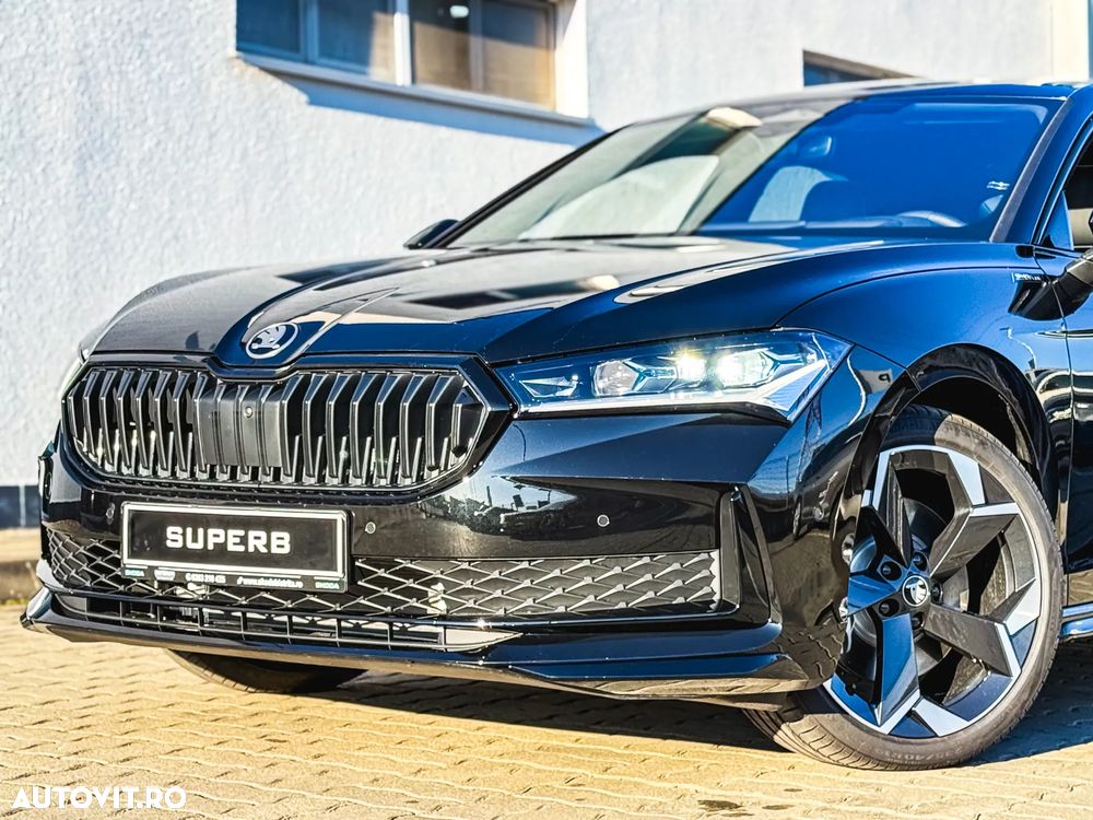 Skoda Superb 2.0 TDI 193 CP 4x4 DSG Sportline - 33