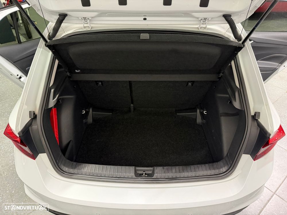 Skoda Fabia 1.0 TSI First Edition - 26