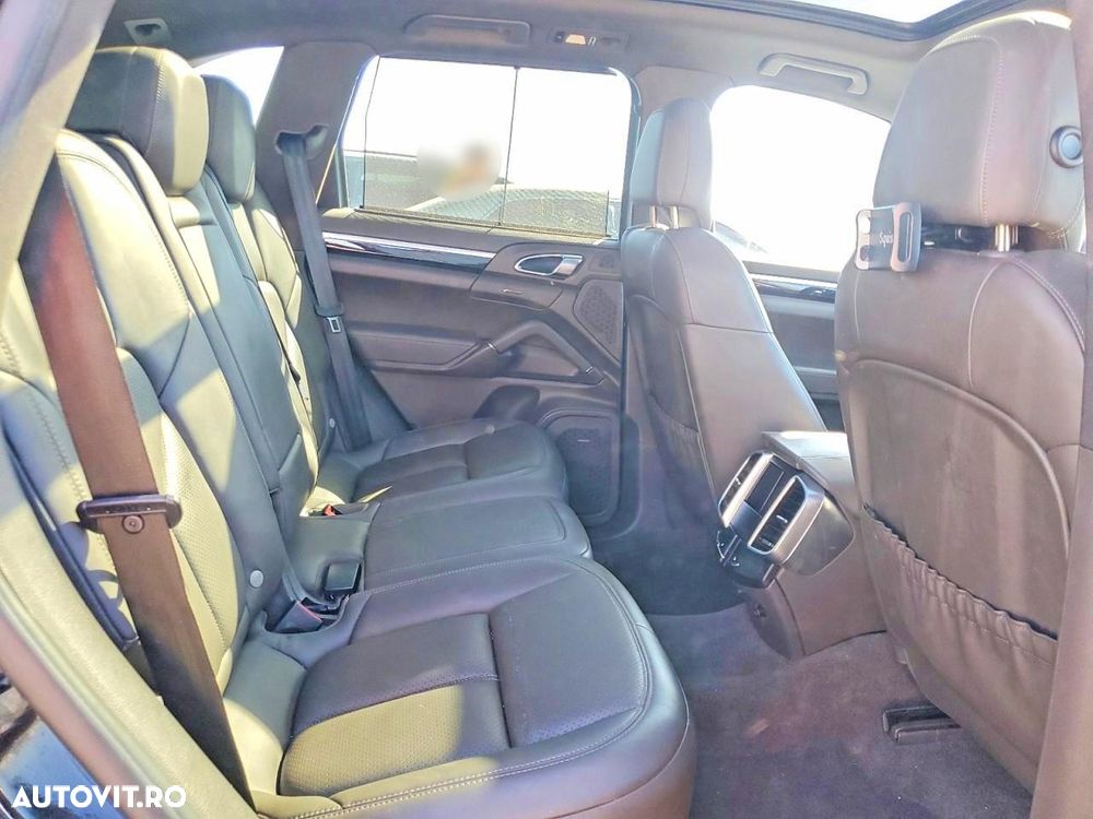 Porsche Cayenne S E-Hybrid Platinum Edition - 11