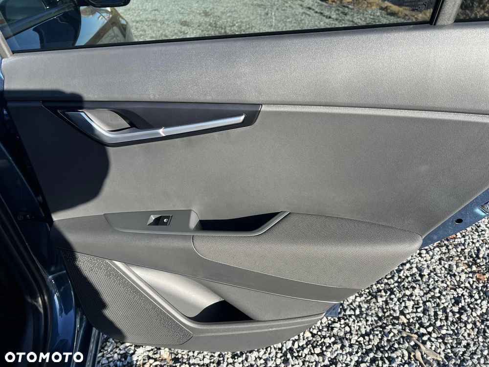 Kia Niro 1.6 GDI Hybrid L - 22