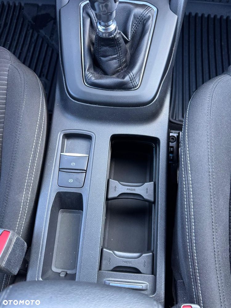 Ford Focus 1.0 EcoBoost Titanium - 20