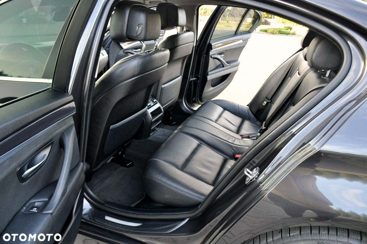 BMW Seria 5 - 21