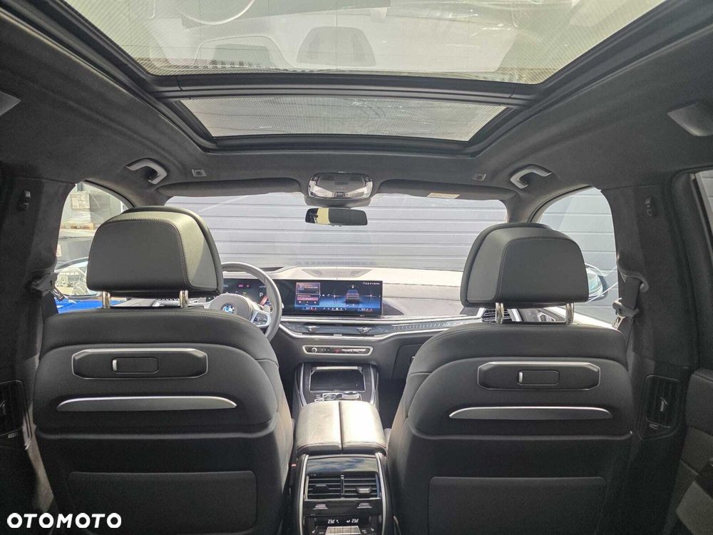 BMW X7 xDrive40i mHEV M Sport sport - 29