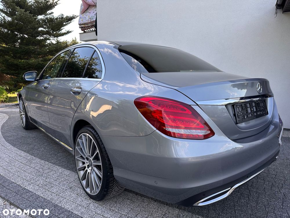 Mercedes-Benz Klasa C 180 T Kompressor Automatik BlueEFFICIENCY Avantgarde - 22