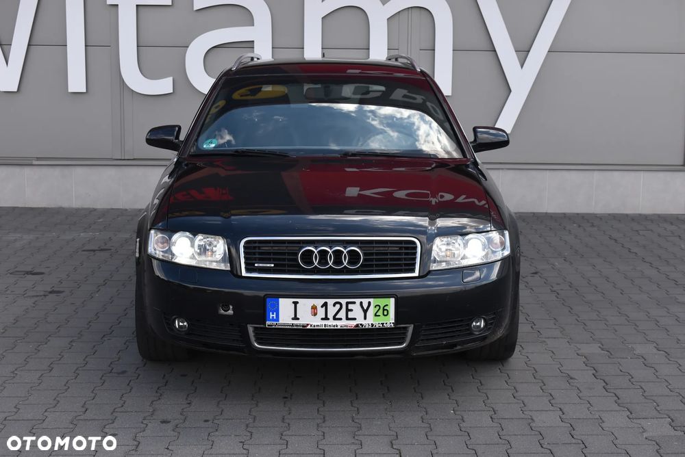 Audi A4 Avant - 16