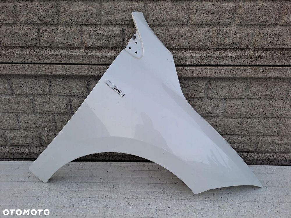 RENAULT MEGANE III 3 10-16 BŁOTNIK PRZEDNI PRAWY - 1