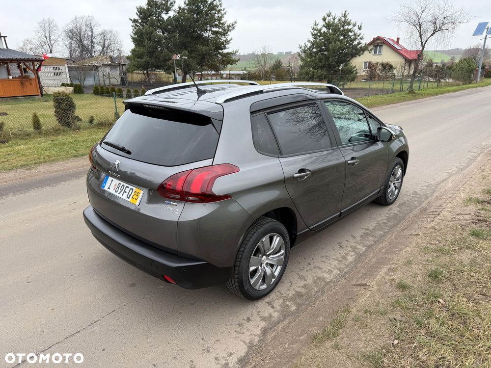 Peugeot 2008 PureTech 82 Urban Move - 4
