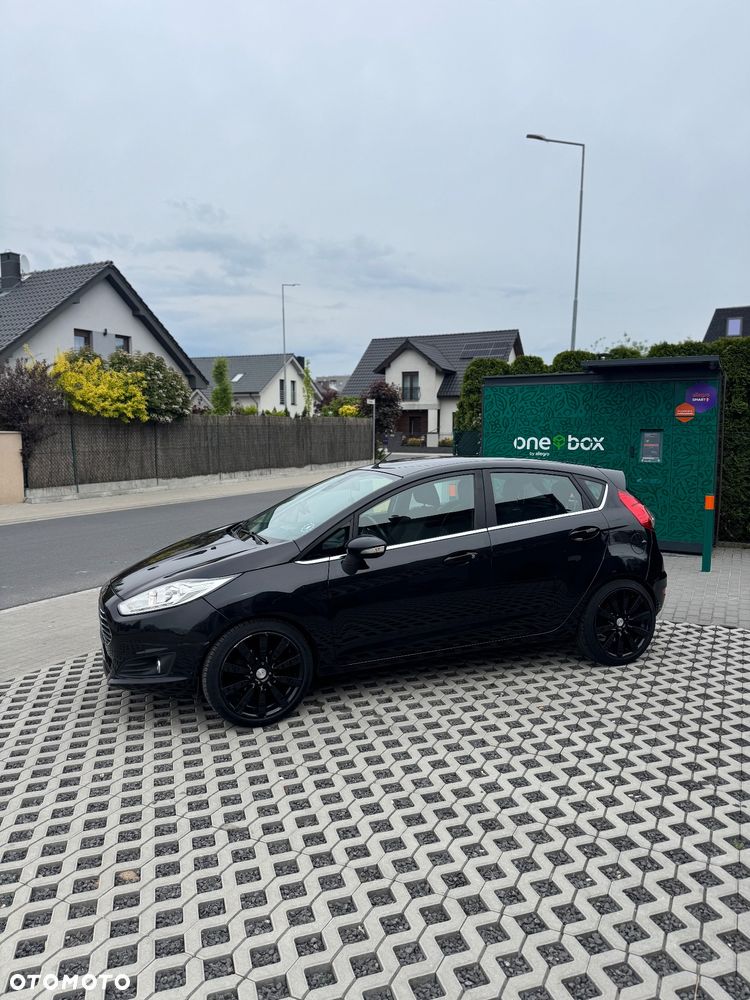 Ford Fiesta 1.6 TDCi DPF Titanium - 3