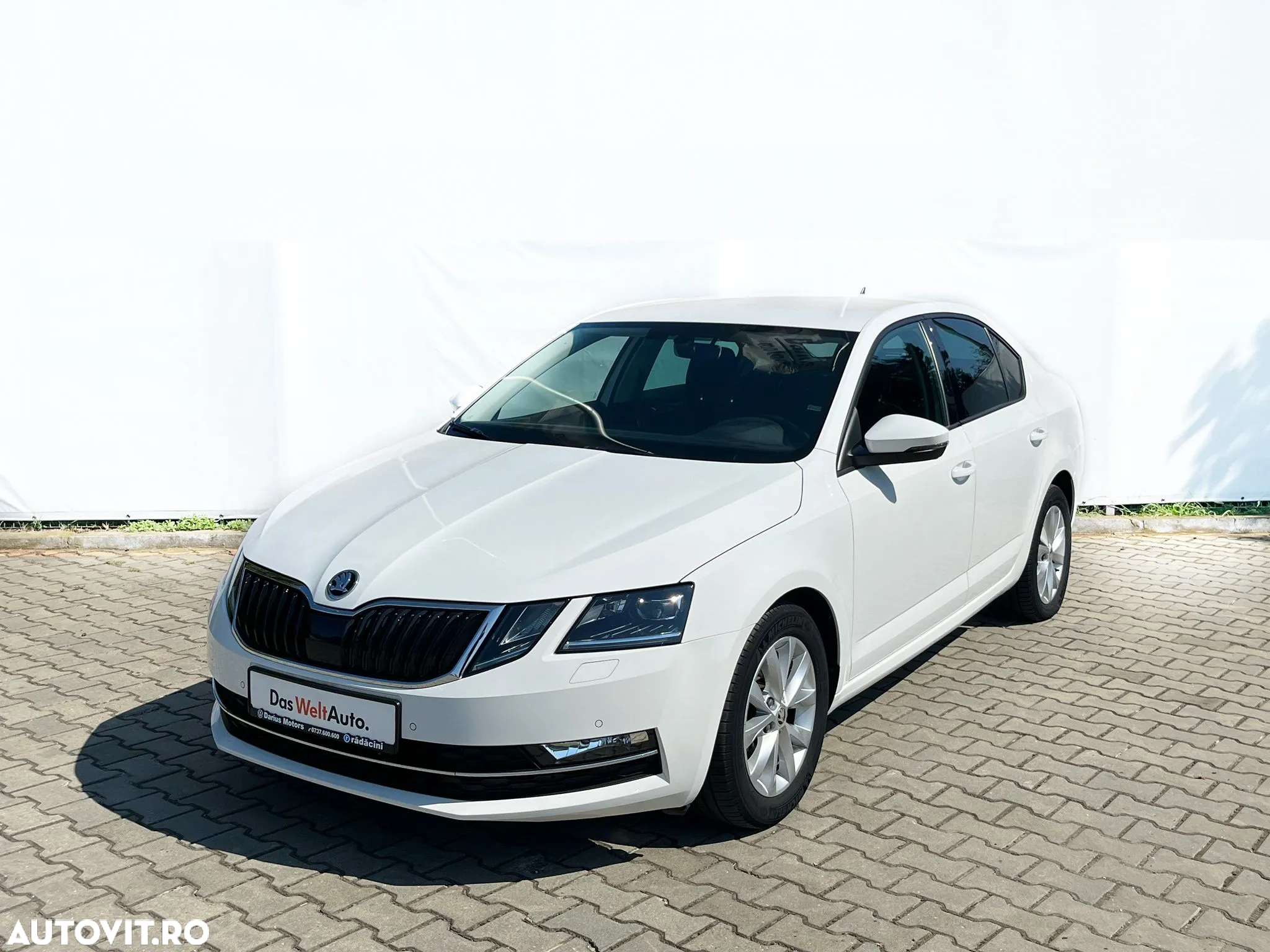 Skoda Octavia 2.0 TDI DSG Style - 2