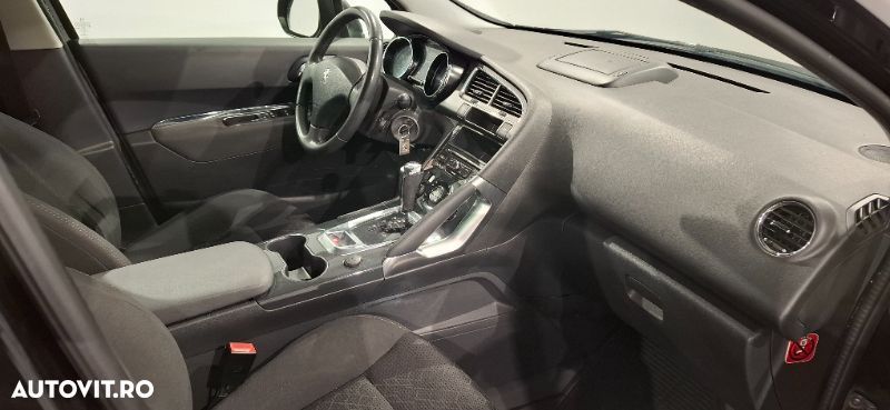 Peugeot 3008 - 12