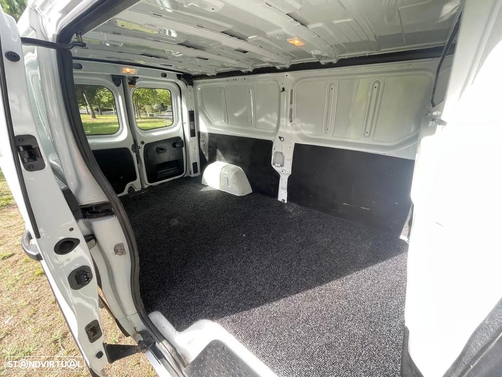 Renault Trafic Combi L1H1 Authentique - 13