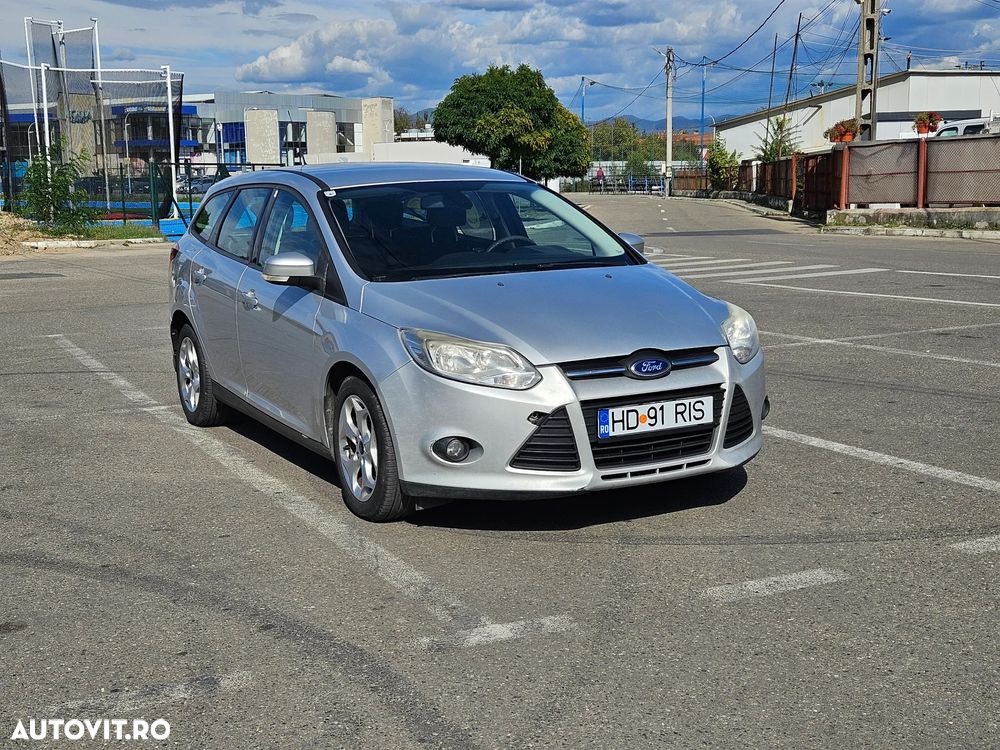 Ford Focus Turnier 1.6 TDCi ECOnetic 88g Start-Stopp-Sy Trend - 1