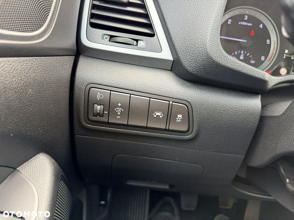 Hyundai Tucson blue 1.7 CRDi 2WD Style - 20