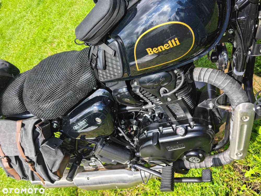 Benelli IMPERIALE 400 - 4