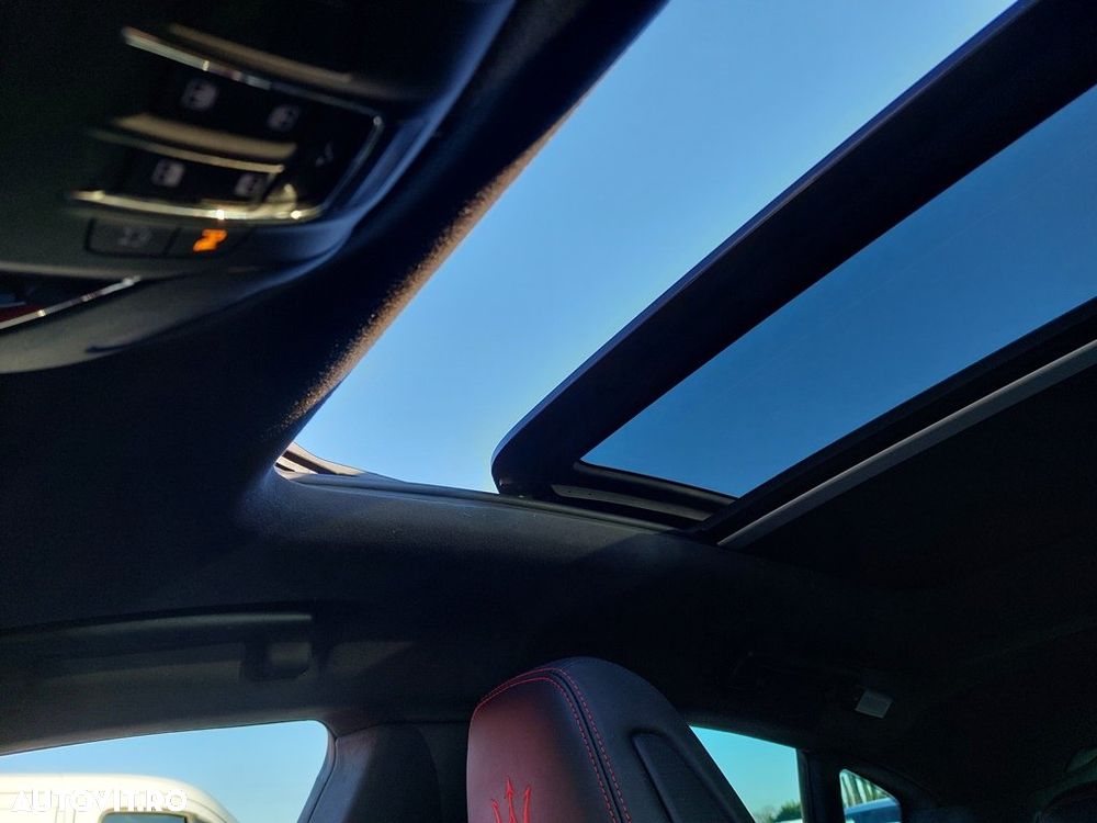 Maserati Levante Q4 GranSport - 11