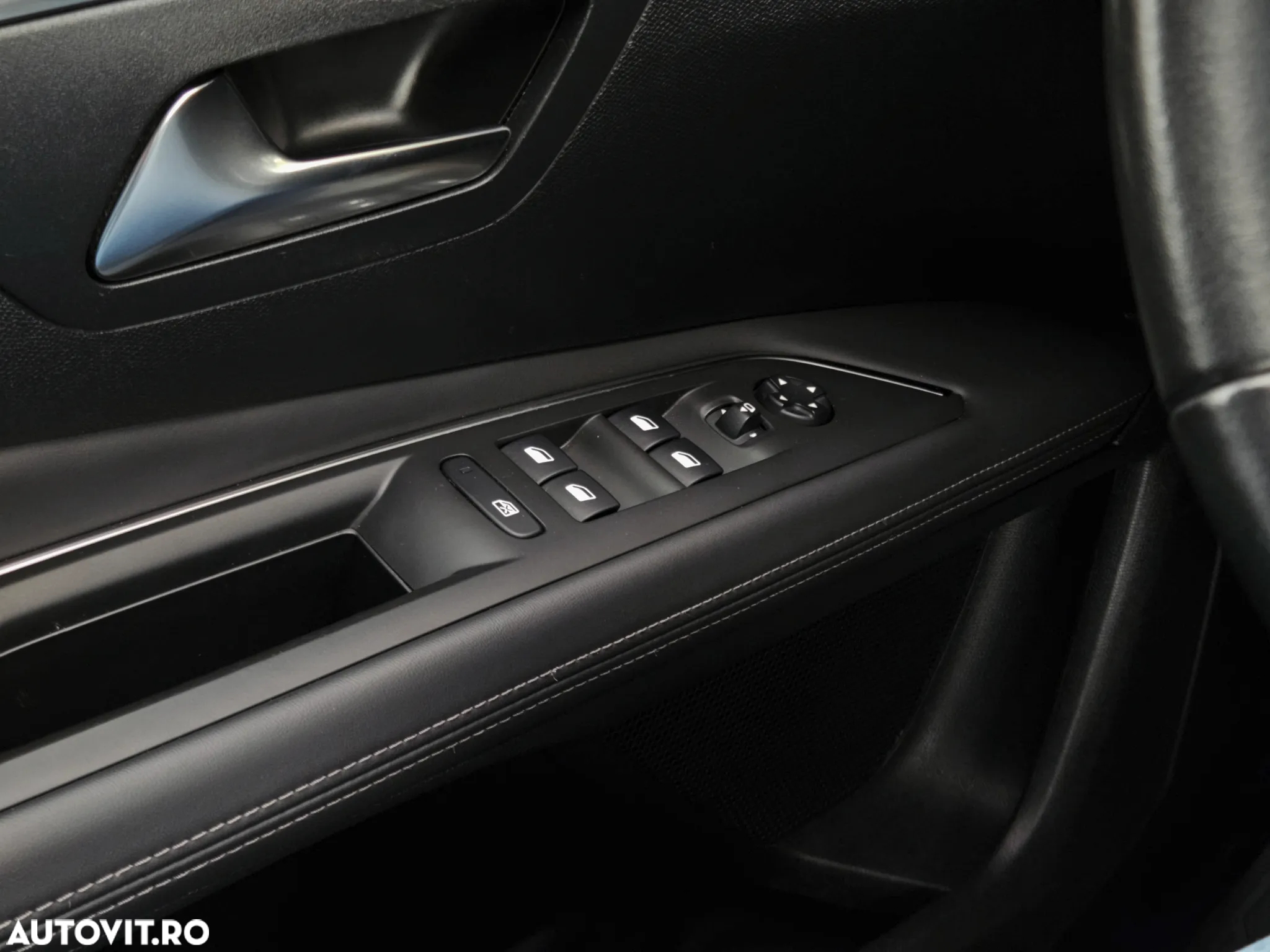 Peugeot 3008 1.6 THP EAT6 Allure - 18