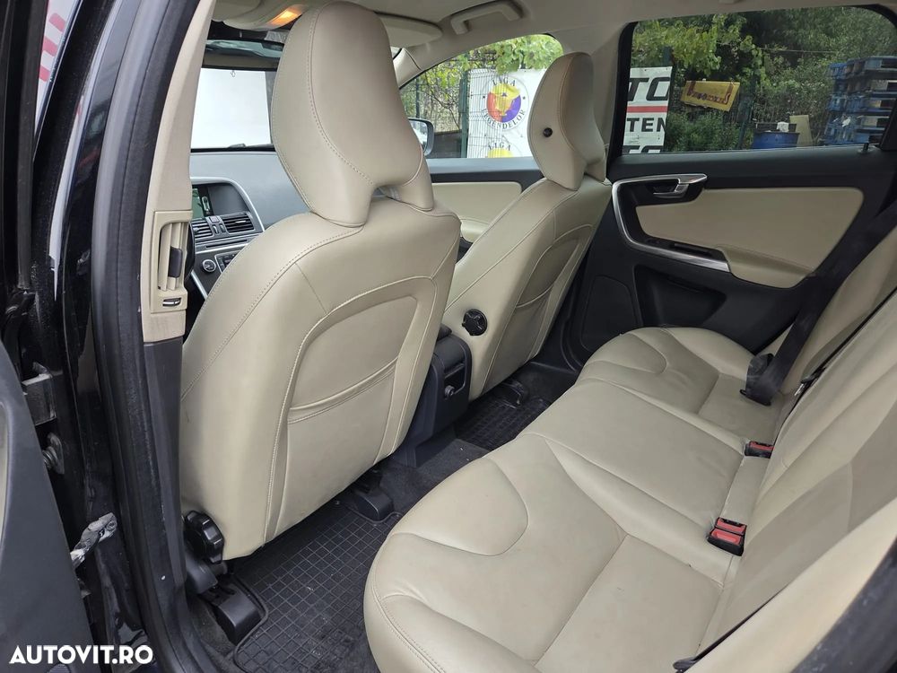 Volvo XC 60 - 12