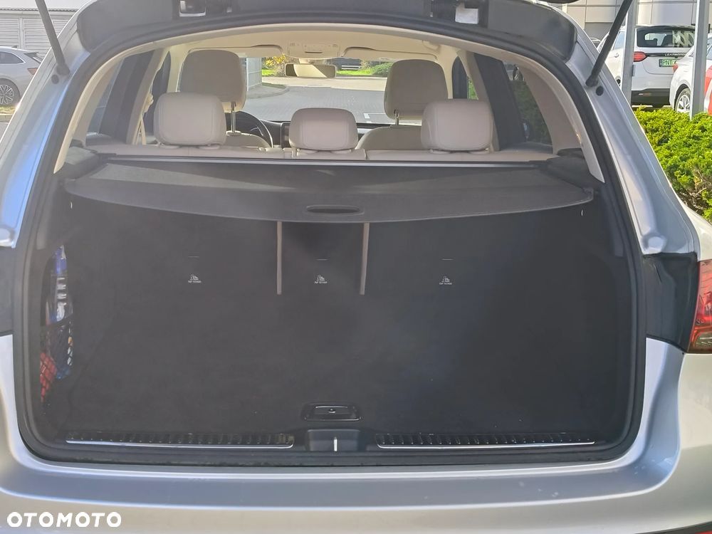 Mercedes-Benz GLC - 9