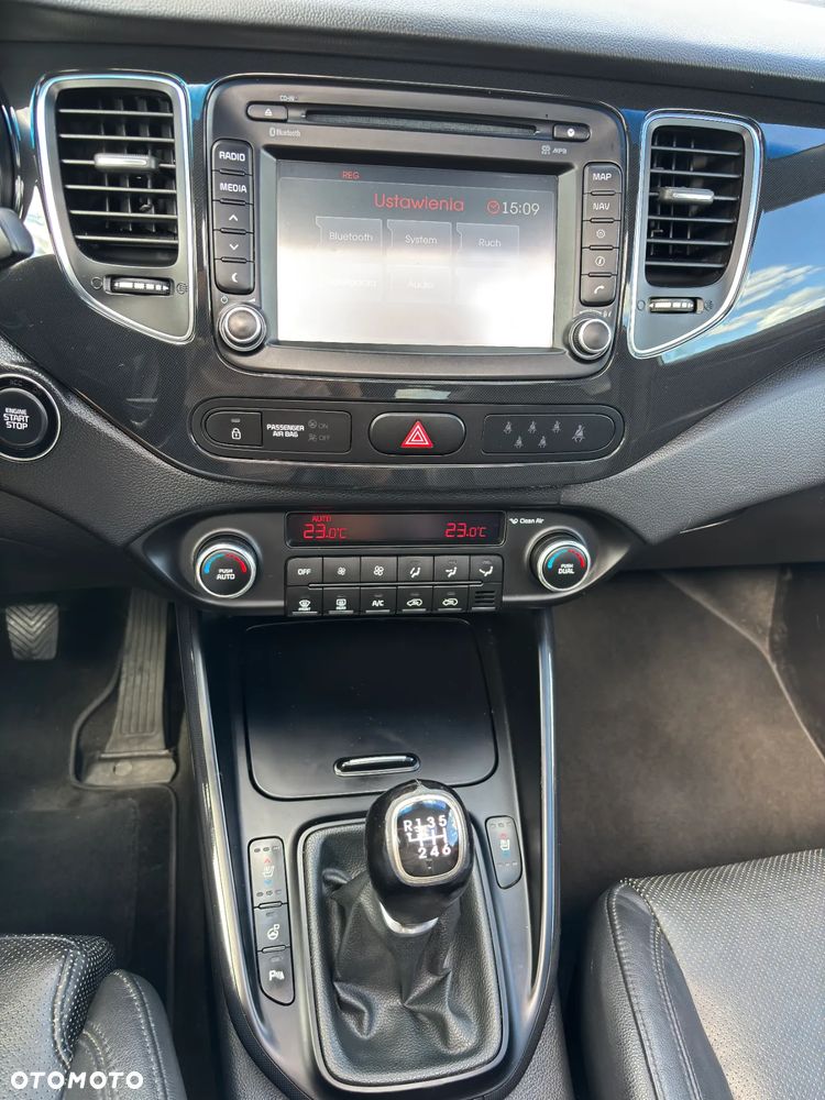 Kia Carens 1.7 CRDi Spirit - 22