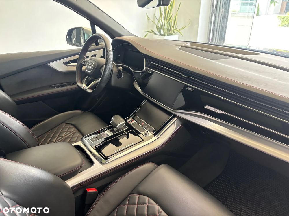 Audi SQ7 - 10