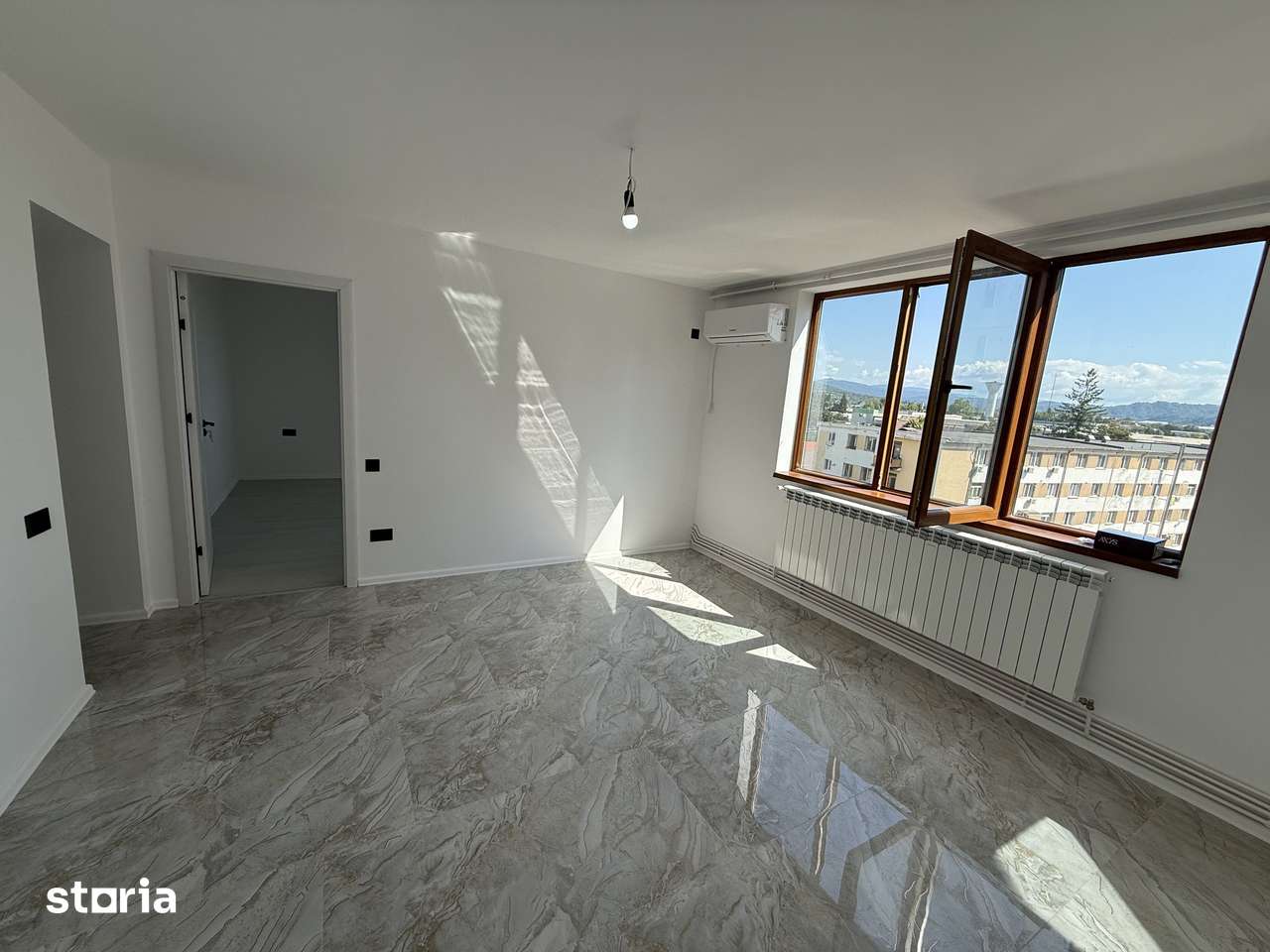 Apartament 3 camere renovat ca la carte zona OMV Campina - Imagine principală: 2/21