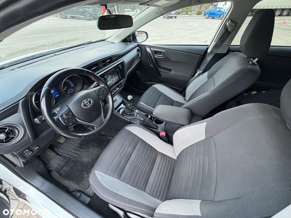 Toyota Auris 1.6 D-4D Edition-S - 16