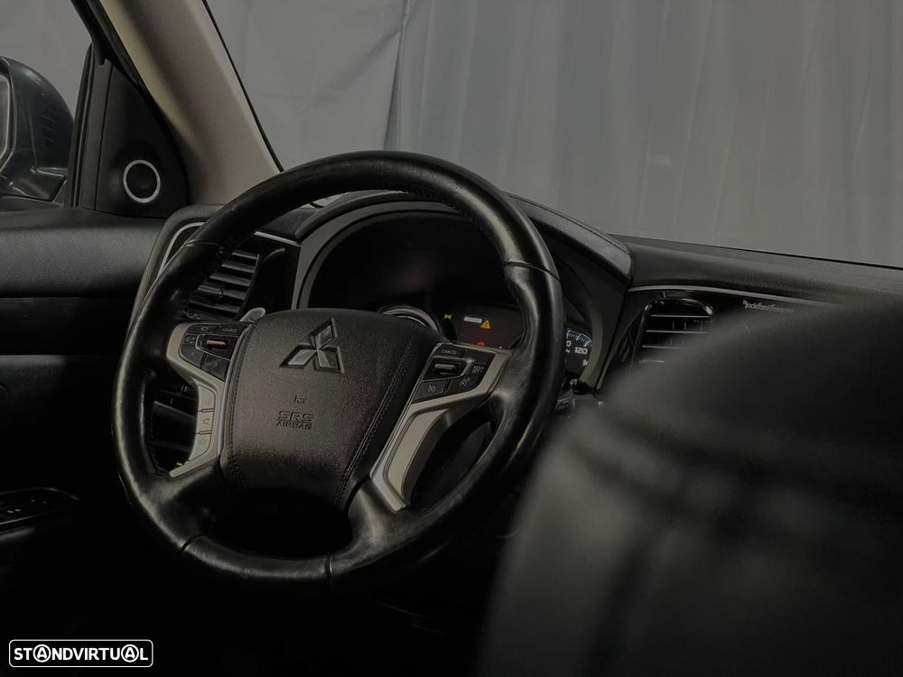 Mitsubishi Outlander 2.0 Intense Navi - 5