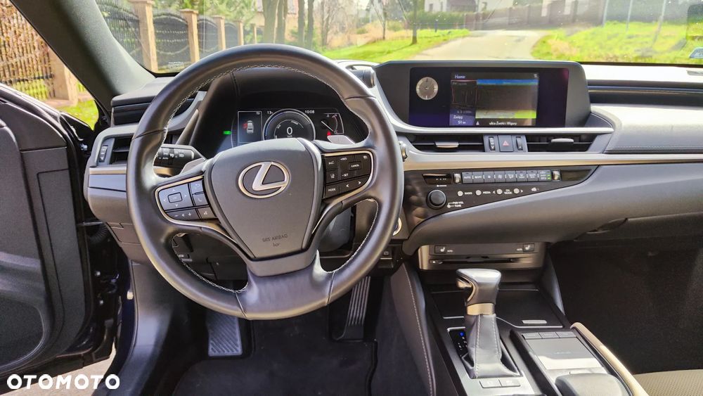 Lexus ES 300h Elegance - 10
