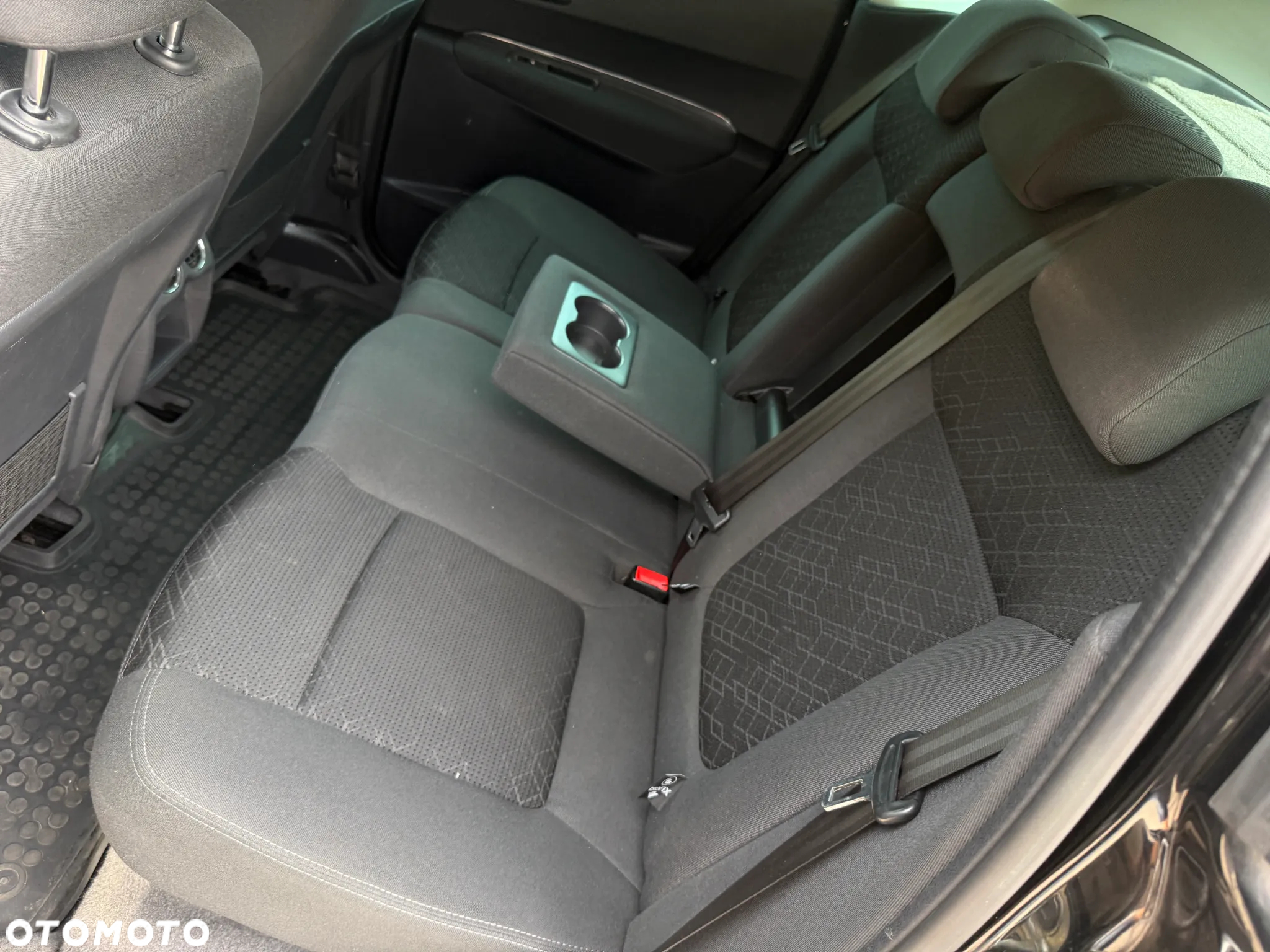Peugeot 3008 2.0 HDi Active - 32