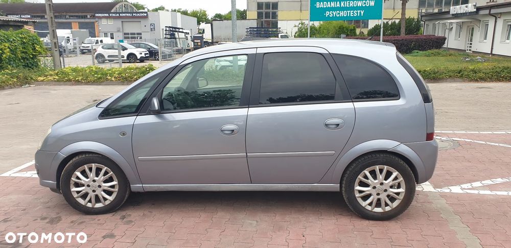 Opel Meriva 1.4 Cosmo - 28